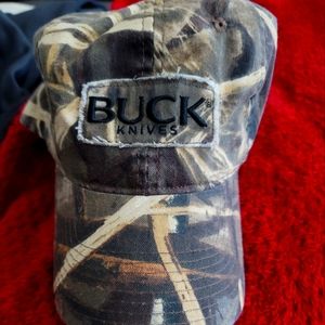 NWT CAMO BUCK KNIVES CAP